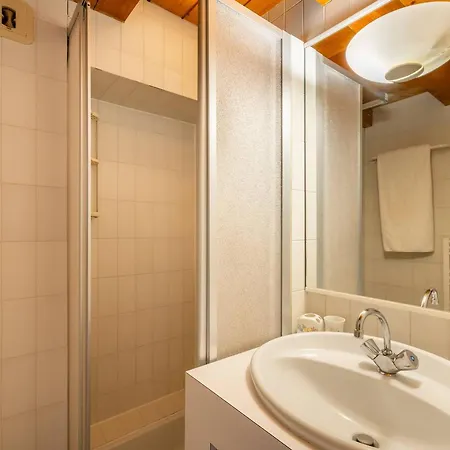 - Duplex 2p+mezzanine 4 Pers, Terrasse Sud, Animaux Admis, Parking - Fr-1-477-114 Apartamento *